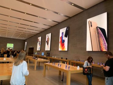 蘋果員工受限旅遊禁令無法赴中 傳蘋果iPhone 12原型機尚未完成 恐像iPhone X到年底才可銷售