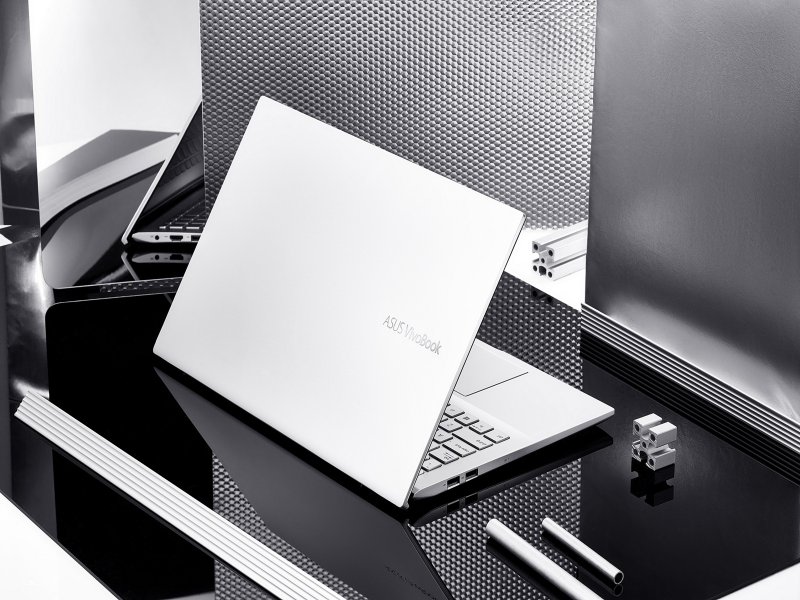 華碩獲《LAPTOP Magazine》全球最佳筆電品牌冠軍。（華碩提供）