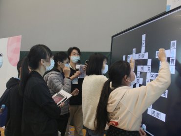 BenQ打造科技酷客學堂 教育互動觸控顯示器 實踐STEAM素養價值
