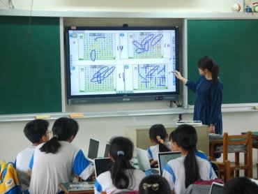 BenQ教育互動觸控顯示器 台灣智慧教室市占第一