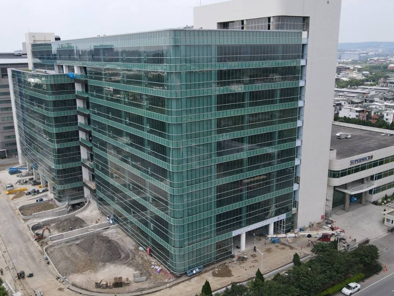 Supermicro 擴大全球產能 每年供貨超過200萬台伺服器。（廠商提供）