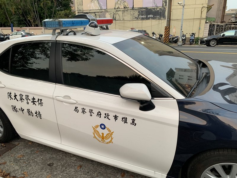 遠傳攜手愛立信 「5G智慧巡邏車」高雄亞灣現身。（廠商提供）
