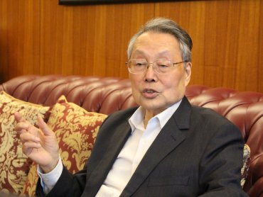 施振榮：看企業價值 要長期算六面向總帳
