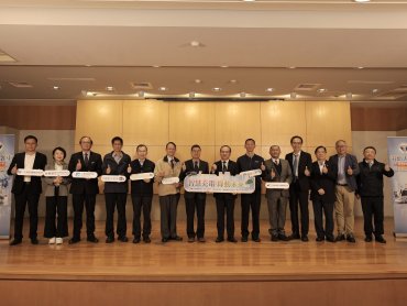工研院攜手業者 首創電動大客車智慧充電服務