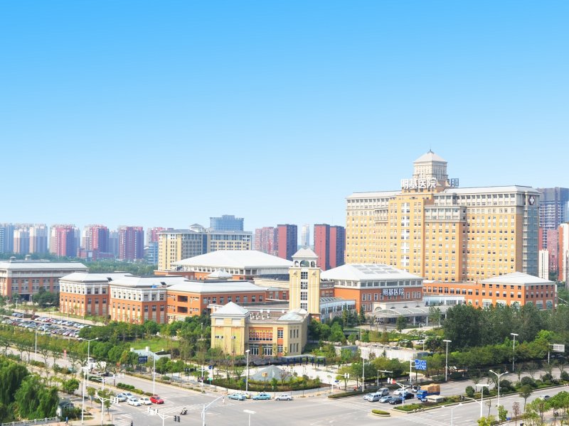 南京明基醫院外觀。（佳世達提供）